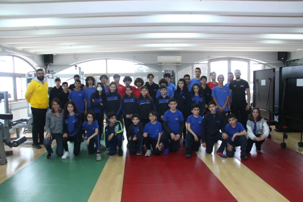 Nos jeunes élèves de la classe de 6ème ont visité l’école sports Academy School.