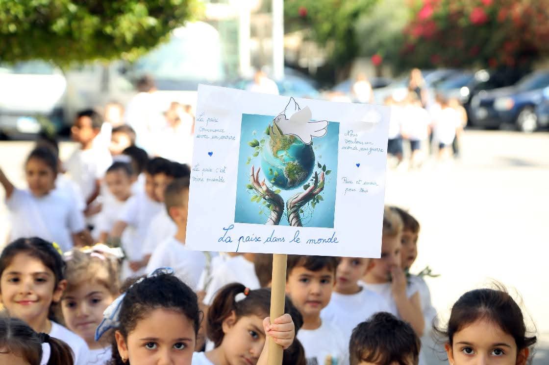 Des pas d’espérance pour la paix Des pas d’espérance pour la paix